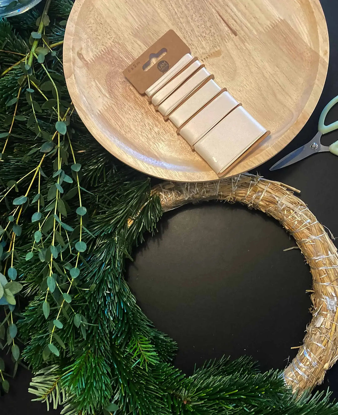 Straw wreath, Ø 40 cm x 3 cm, as an Advent wreath or door wreath, natural color
