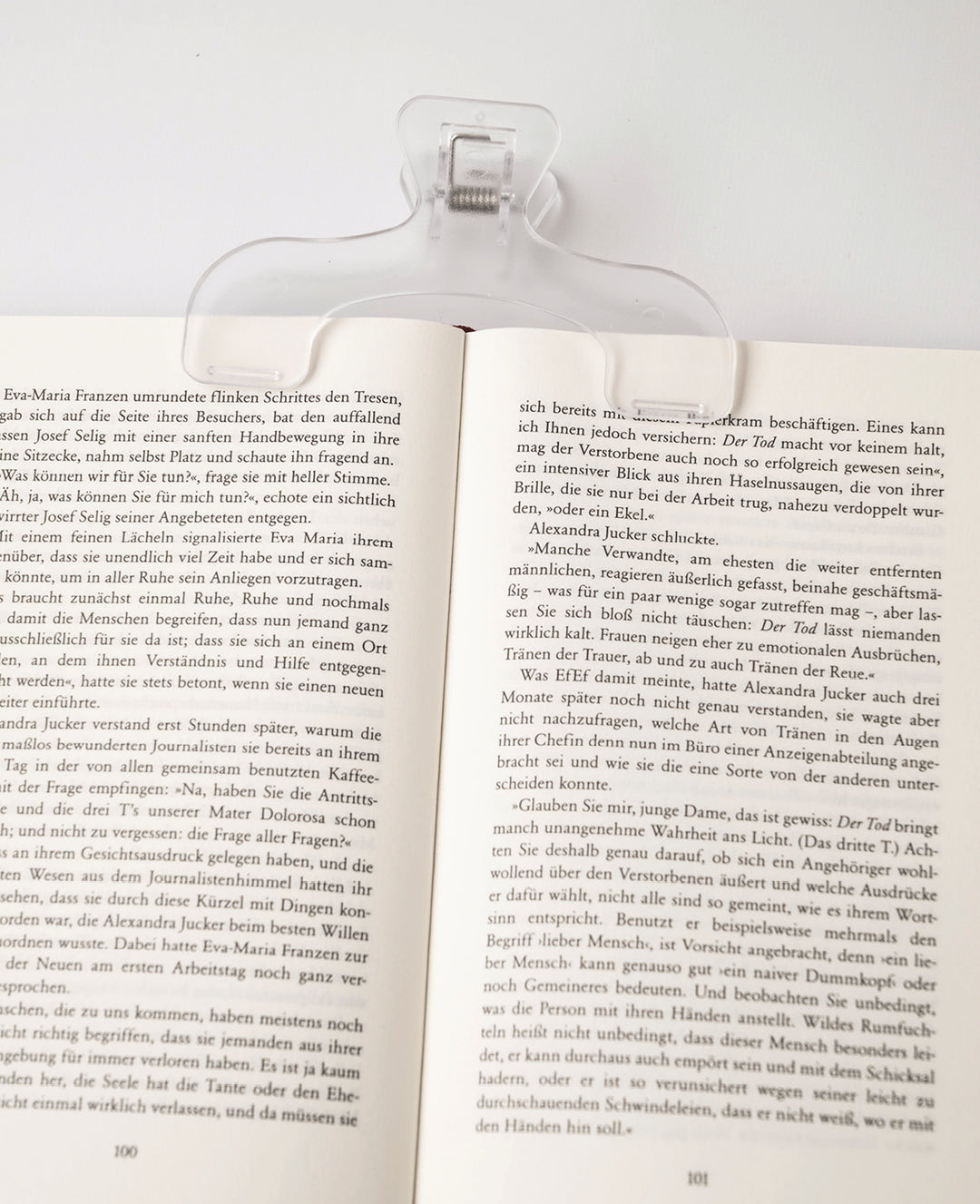 Set of 2 book clips with spring, 12.2 × 7 cm, transparent/green