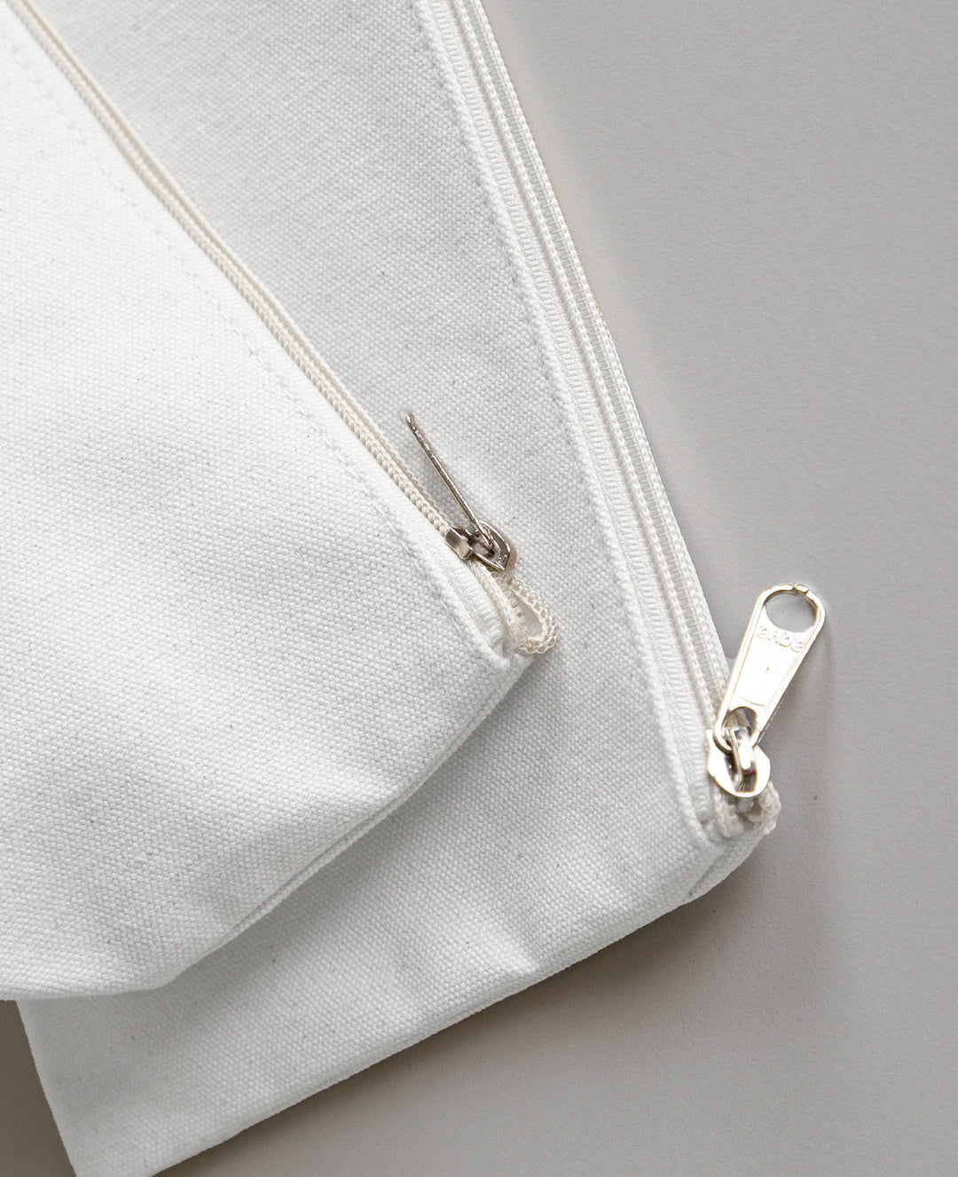 Cosmetic Bag, White, 19.5 x 11 x 5 cm, 1 pc.