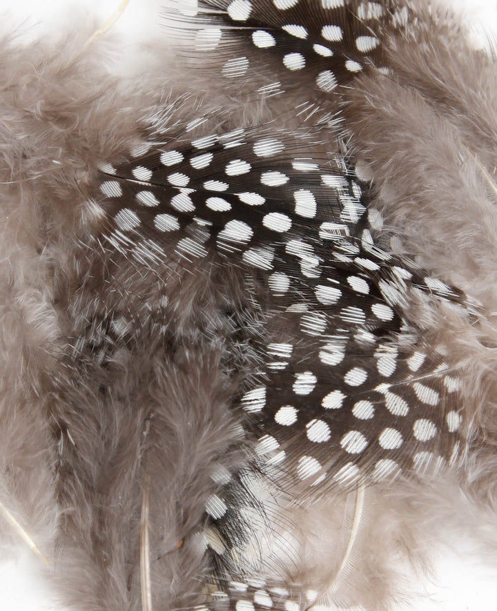 Guinea fowl feathers natural, 8 cm, 15 pcs.