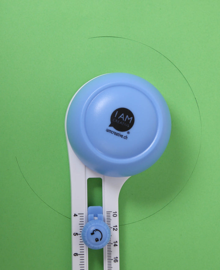 Paper Circle Cutter, 10 to 32 cm, infinitely adjustable, White &amp; Blue, 7 x 4 x 22.3 cm