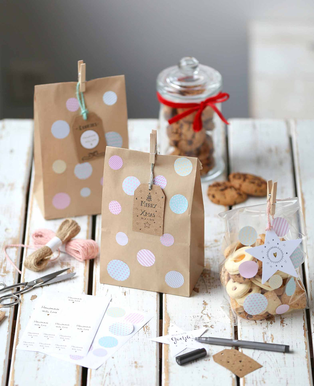 Paper bags, 18.5 x 26 x 11.5 cm, paper bags with window, brown, 4 pcs.