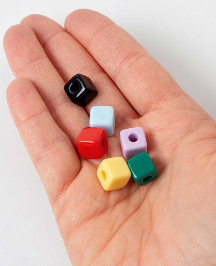 Perles de rocaille – Carrées, Couleurs assorties, 1x1 cm, 50 pièces