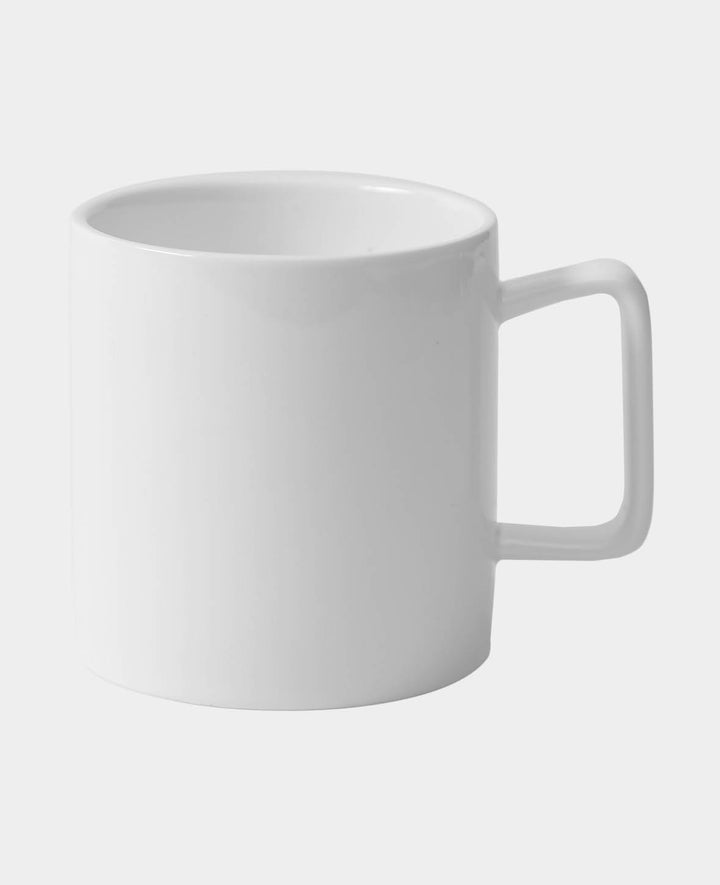 Tasse en porcelaine creuse, ø 8 x 8,5 cm