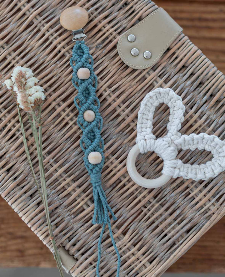 Lady Chain little green, Lalana Kettengarn zum Häkeln, Stricken, Knüpfen &amp; Makramee Projekte, Graugrün, ca. 2 mm x 100 m, ca. 200 g