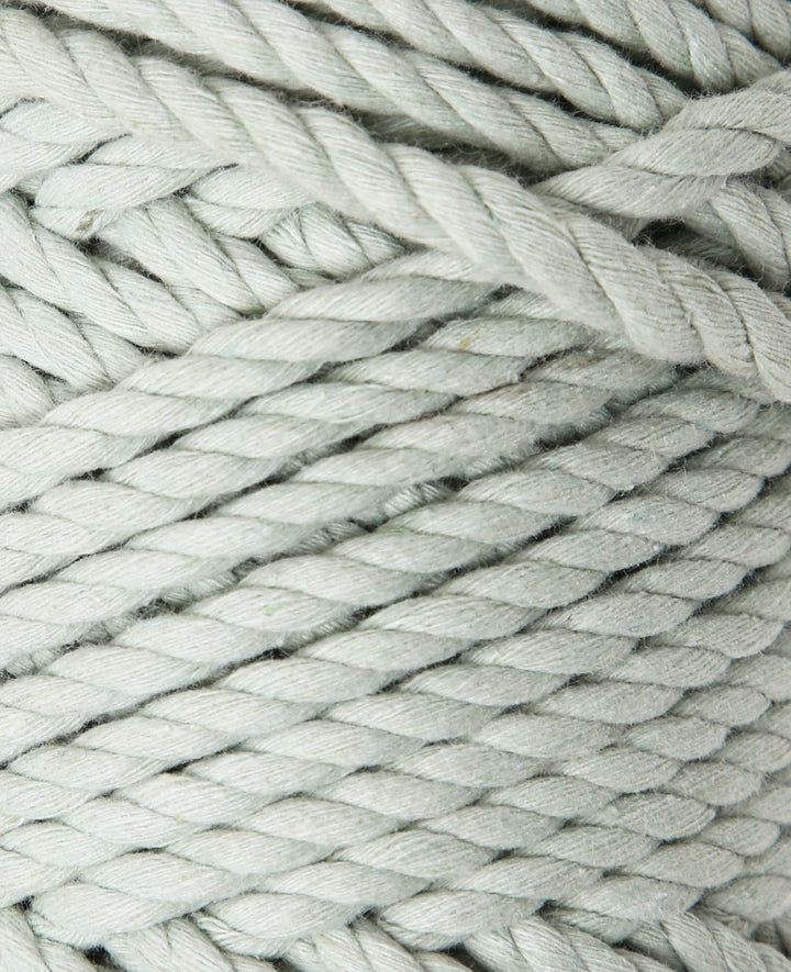 Corde macramé vert clair, fil à nouer Lalana pour projets macramé, gris-vert, 5 mm x env. 30 m, env. 330 g