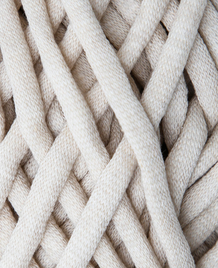 Soft Tube beige, Lalana Schlauchgarn zum Häkeln, Stricken, Knüpfen &amp; Makramee Projekte, Beige, ca. 6 mm x 58 m, ca. 200 g