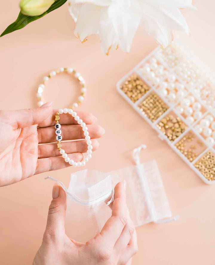 (720tlg.) Perlen DIY Schmuck Bastelset – Gold/Weiss