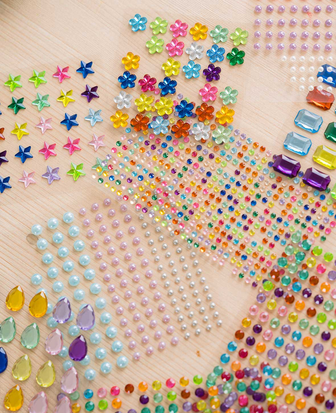 Bedazzling 3D Sticker im Kristall-Look, Selbstklebend, 14 Blatt