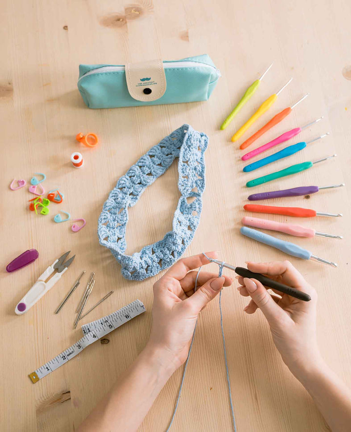 Crochet Craft Kit DIY Notions Needles with Measuring Tape + Case, 36 pcs.