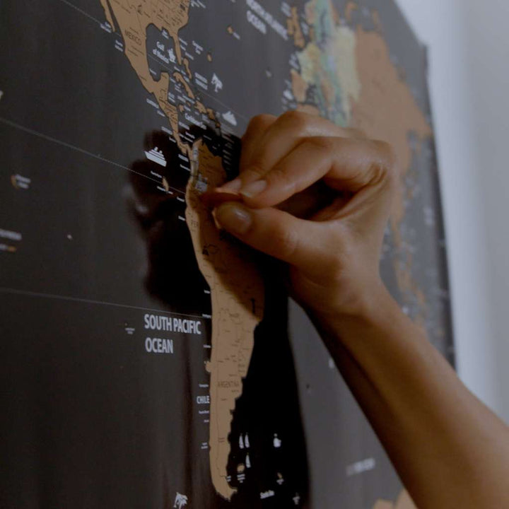 Scratch Off World Map Poster Black, 82x59cm